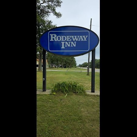 Rodeway Inn Formerly Camp Inn Lodge Oscoda Екстер'єр фото