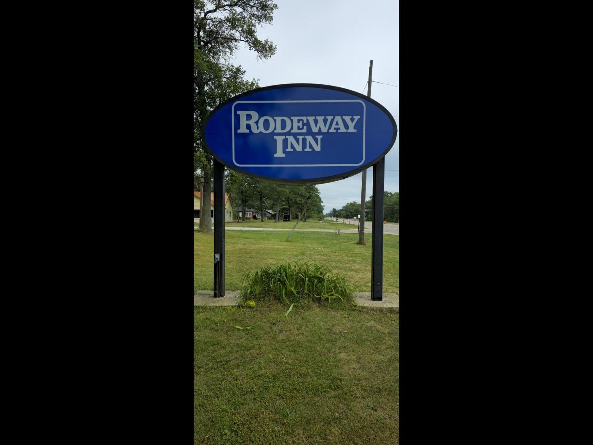 Rodeway Inn Formerly Camp Inn Lodge Oscoda Екстер'єр фото