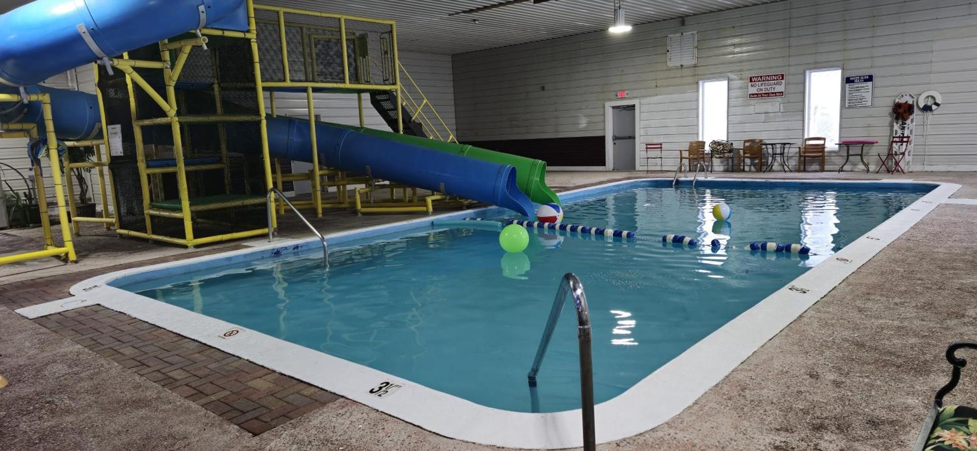 Rodeway Inn Formerly Camp Inn Lodge Oscoda Екстер'єр фото