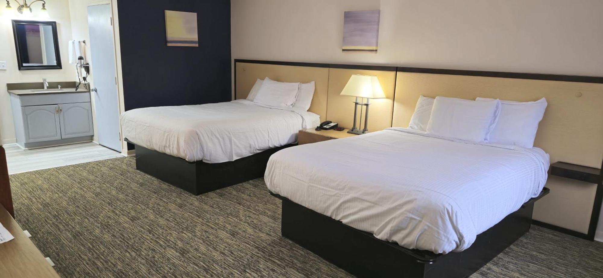 Rodeway Inn Formerly Camp Inn Lodge Oscoda Екстер'єр фото